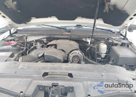 2010 Chevrolet Suburban 1500 Lt1 из США, поврежденный, VIN 1GNUCJE01AR199247